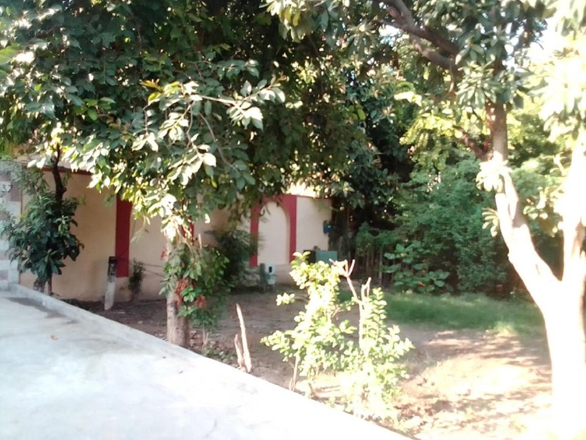 Newly Renovated Guesthouse Islamabad Bagian luar foto